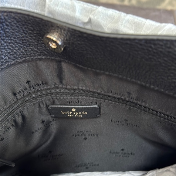 Kate Spade Black Shoulder Bag with Textured Leather - Picture 8 of 11